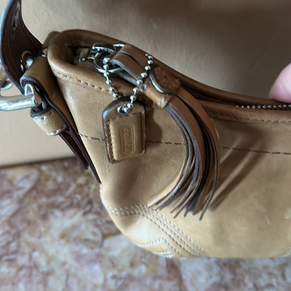 Coach Soho Small Leather Tan Heather Hobo Shoulder Bag With Stitching. - Picture 7 of 16